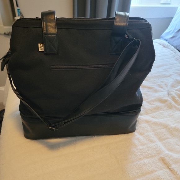 SOLD BEIS mini weekender - Picture 5 of 9